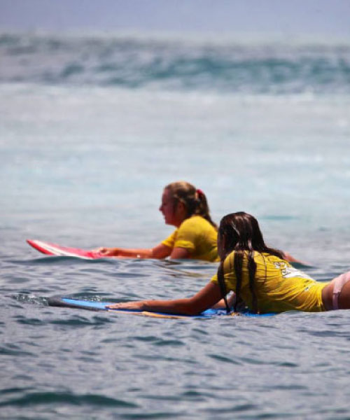 best-activity-nusa-lembongan-surfing-500x600