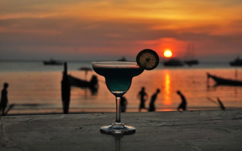 sunset-dinner-nusa-lembonagn-800x500 Sunset cocktail Lembongan